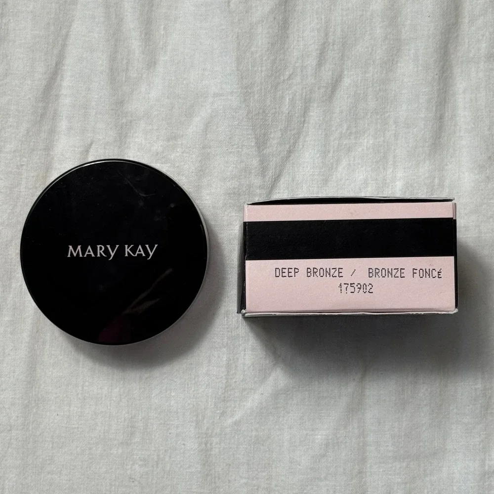 Mary Kay Silky Setting Powder Women's 0.28 oz Deep Bronze BR23 Matte New